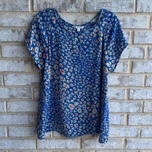 CAbi Short Sleeve Split Back Floral Print Blouse Women's Size M